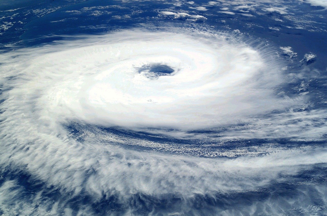 Hurricane Season Dos and Don'ts